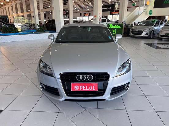 AUDI-TT-2011