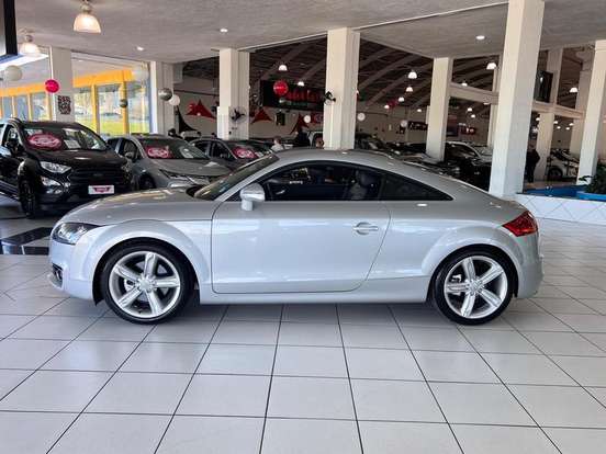 AUDI-TT-2011