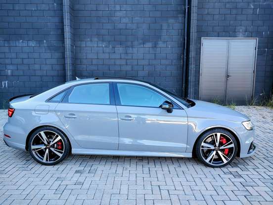 AUDI-RS3-2.5 TFSI GASOLINA SEDAN QUATTRO S-TRONIC AUDI-RS3-2018