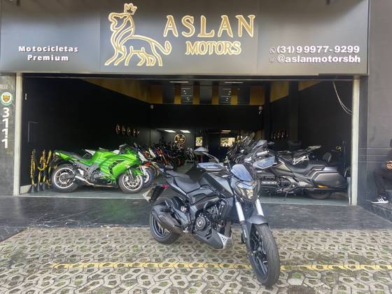 BAJAJ DOMINAR 400 
