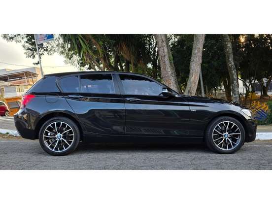 BMW-120i-2015