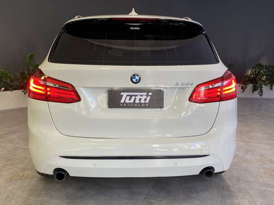 BMW-225i-2.0 CAT SPORT GP 16V TURBO GASOLINA 4P AUTOMÁTICO BMW-225i-2015