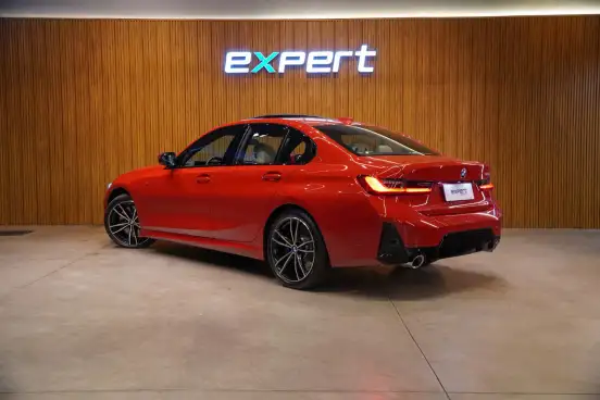 BMW-320i-2024