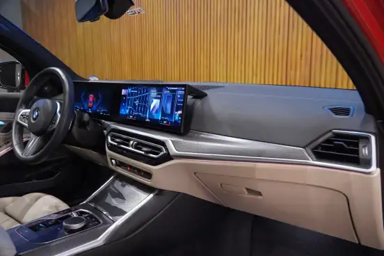 BMW-320i-2024
