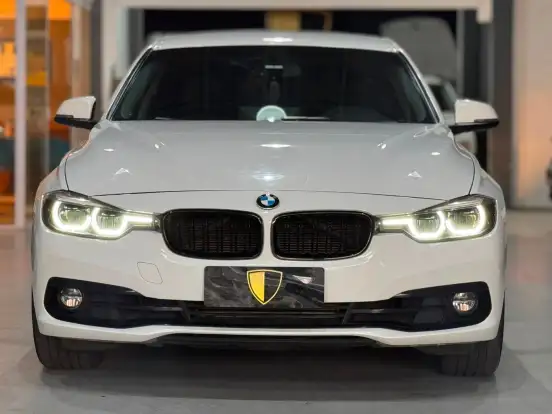 BMW-320i-2.0 SPORT 16V TURBO ACTIVE FLEX 4P AUTOMÁTICO BMW-320i-2018