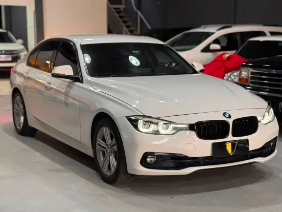 BMW-320i-2.0 SPORT 16V TURBO ACTIVE FLEX 4P AUTOMÁTICO BMW-320i-2018