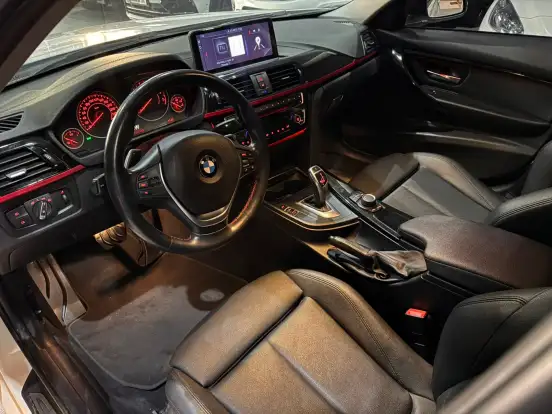 BMW-320i-2.0 SPORT 16V TURBO ACTIVE FLEX 4P AUTOMÁTICO BMW-320i-2018
