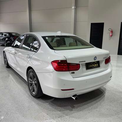 BMW-320i-2.0 16V TURBO ACTIVE FLEX 4P AUTOMÁTICO BMW-320i-2014
