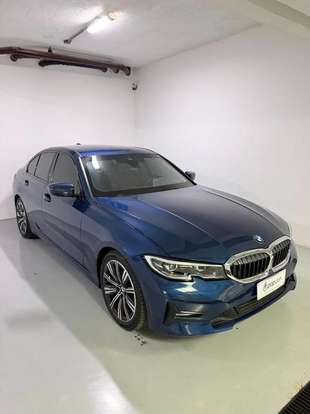 BMW-320i-2022