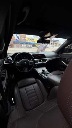 BMW-320i-2022