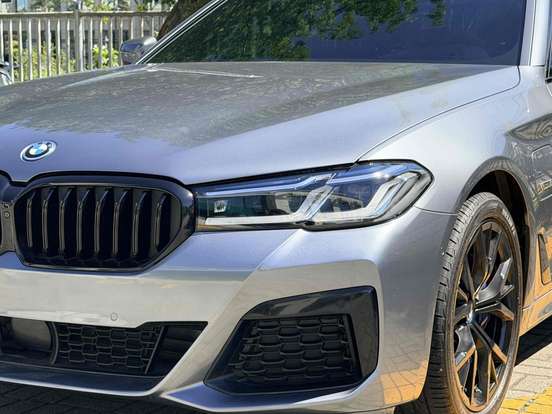 BMW-530e-2.0 16V TWINPOWER HÍBRIDO M SPORT AUTOMÁTICO BMW-530e-2021