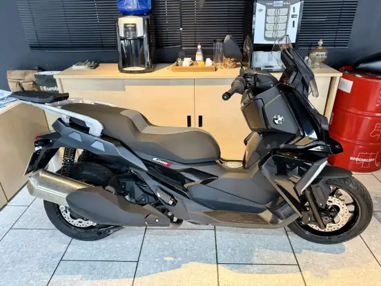 BMW-C 400 X-2025