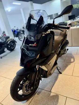 BMW-C 400 X-2025