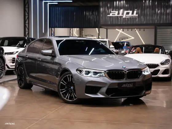 BMW M5 4.4 V8 TWIN POWER M XDRIVE STEPTRONIC