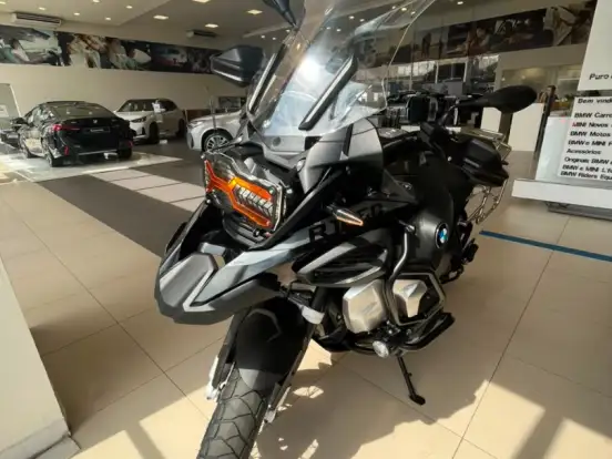 BMW-R 1250 GS ADVENTURE PREMIUM TRIPLE BLACK BMW-R 1250 GS ADVENTURE PREMIUM TRIPLE BLACK-2022