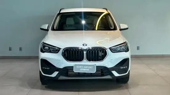 BMW-X1-2021