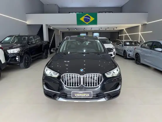 BMW-X1-2.0 16V TURBO ACTIVEFLEX SDRIVE20I X-LINE 4P AUTOMÁTICO BMW-X1-2021