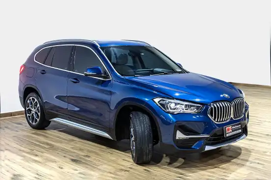 BMW-X1-2021
