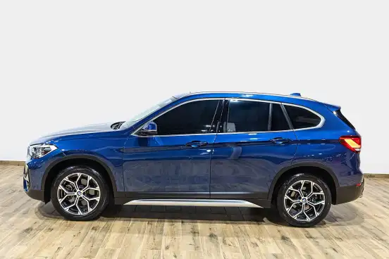 BMW-X1-2021