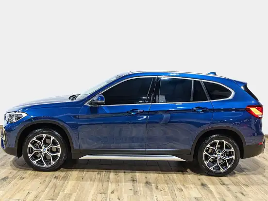 BMW-X1-2.0 16V TURBO ACTIVEFLEX SDRIVE20I X-LINE 4P AUTOMÁTICO BMW-X1-2021