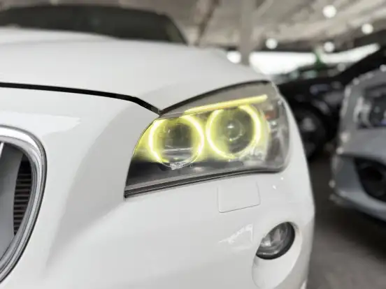 BMW-X1-2.0 16V TURBO GASOLINA SDRIVE20I 4P AUTOMÁTICO BMW-X1-2013