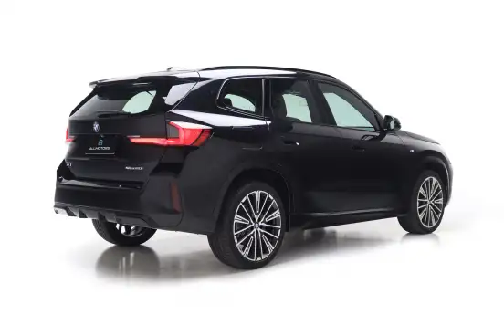 BMW-X1-2023