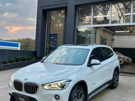 BMW-X1-2.0 16V TURBO GASOLINA SDRIVE20I X-LINE 4P AUTOMÁTICO BMW-X1-2017