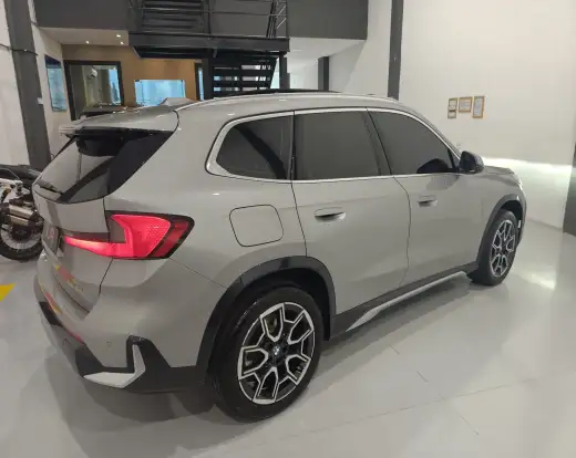 BMW-X1-2025