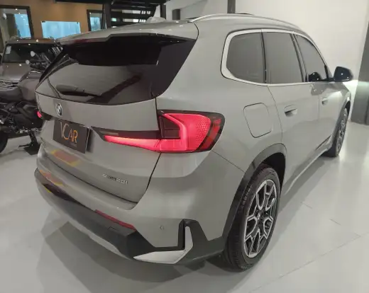 BMW-X1-2.0 16V TURBO GASOLINA SDRIVE20I X-LINE STEPTRONIC BMW-X1-2025