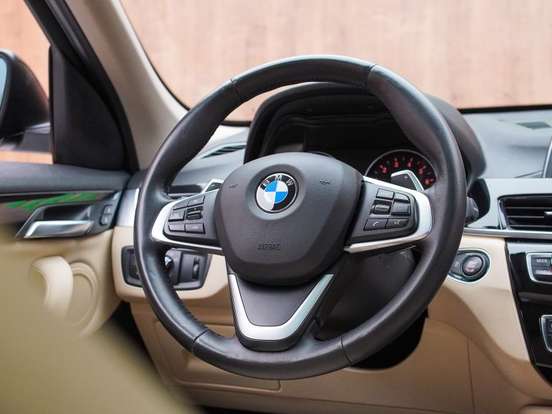 BMW-X1-2.0 16V TURBO ACTIVEFLEX SDRIVE20I X-LINE 4P AUTOMÁTICO BMW-X1-2017