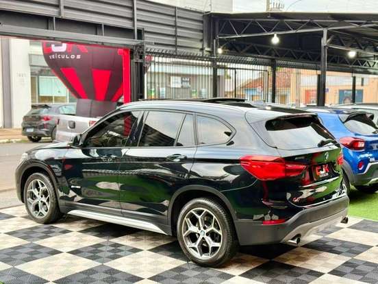 BMW-X1-2.0 16V TURBO ACTIVEFLEX SDRIVE20I X-LINE 4P AUTOMÁTICO BMW-X1-2018
