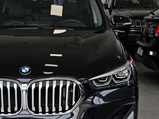 BMW-X1-2.0 16V TURBO ACTIVEFLEX SDRIVE20I X-LINE 4P AUTOMÁTICO BMW-X1-2022