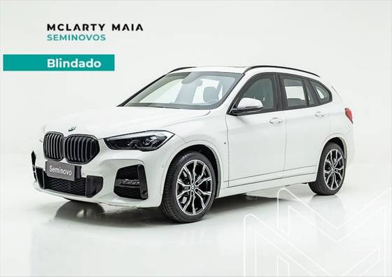 BMW X1 2.0 16V TURBO ACTIVEFLEX SDRIVE20I X-LINE 4P AUTOMÁTICO