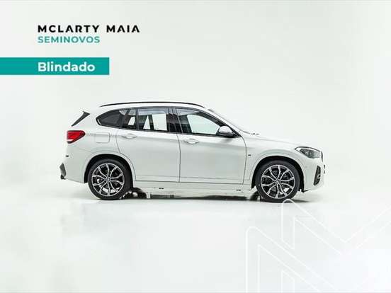 BMW-X1-2.0 16V TURBO ACTIVEFLEX SDRIVE20I X-LINE 4P AUTOMÁTICO BMW-X1-2021