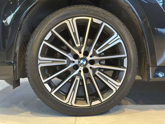 BMW-X1-2.0 16V TURBO GASOLINA SDRIVE20I M SPORT STEPTRONIC BMW-X1-2024
