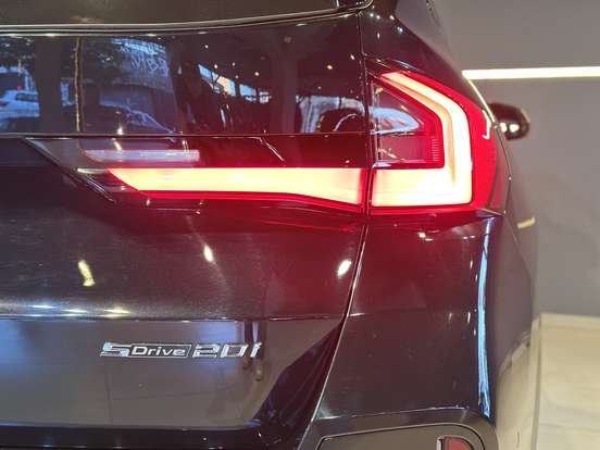 BMW-X1-2024
