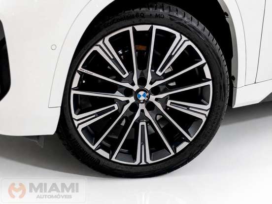BMW-X1-2.0 16V TURBO GASOLINA SDRIVE20I X-LINE STEPTRONIC BMW-X1-2025