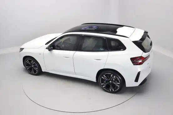 BMW-X3-2024