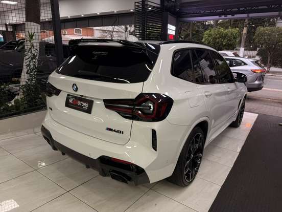 BMW-X3-2022
