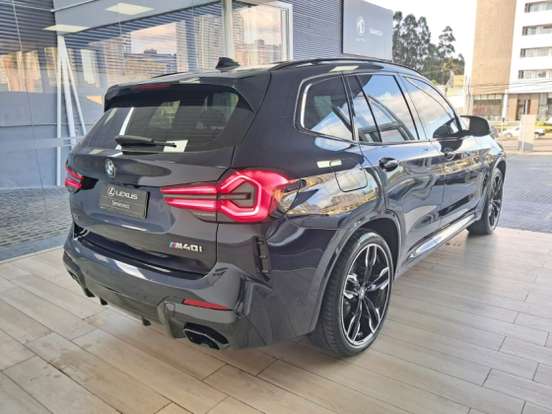 BMW-X3-2022