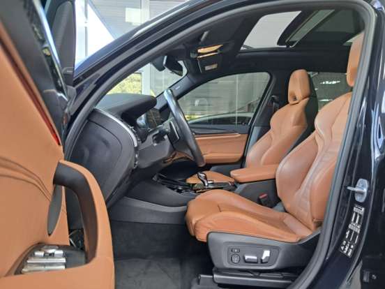 BMW-X3-2022