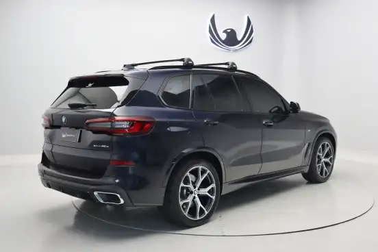 BMW-X5-2020