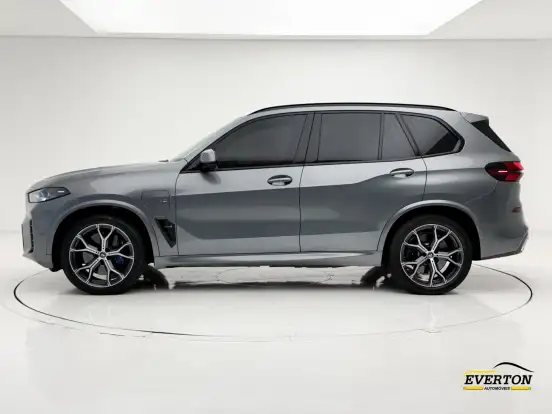 BMW-X5-2023