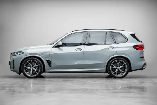 BMW-X5-2023