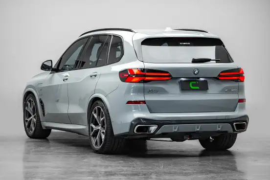 BMW-X5-2023