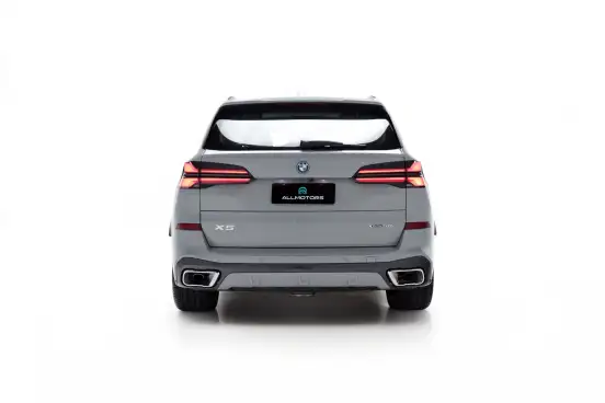 BMW-X5-2023