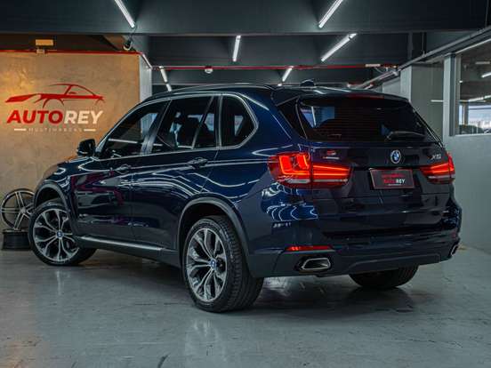 BMW-X5-2017