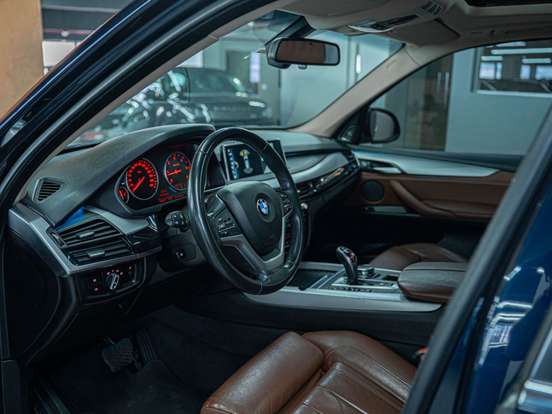 BMW-X5-2017