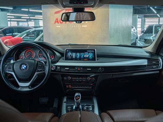BMW-X5-2017