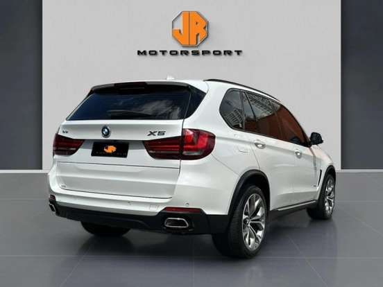 BMW-X5-3.0 FULL 4X4 35I 6 CILINDROS 24V GASOLINA 4P AUTOMÁTICO BMW-X5-2016